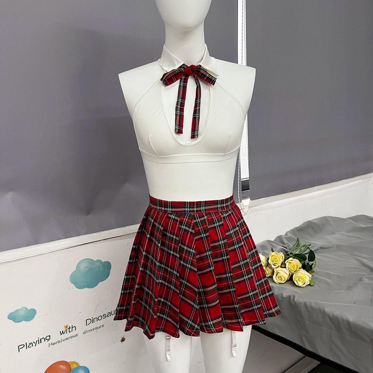 Model COS704