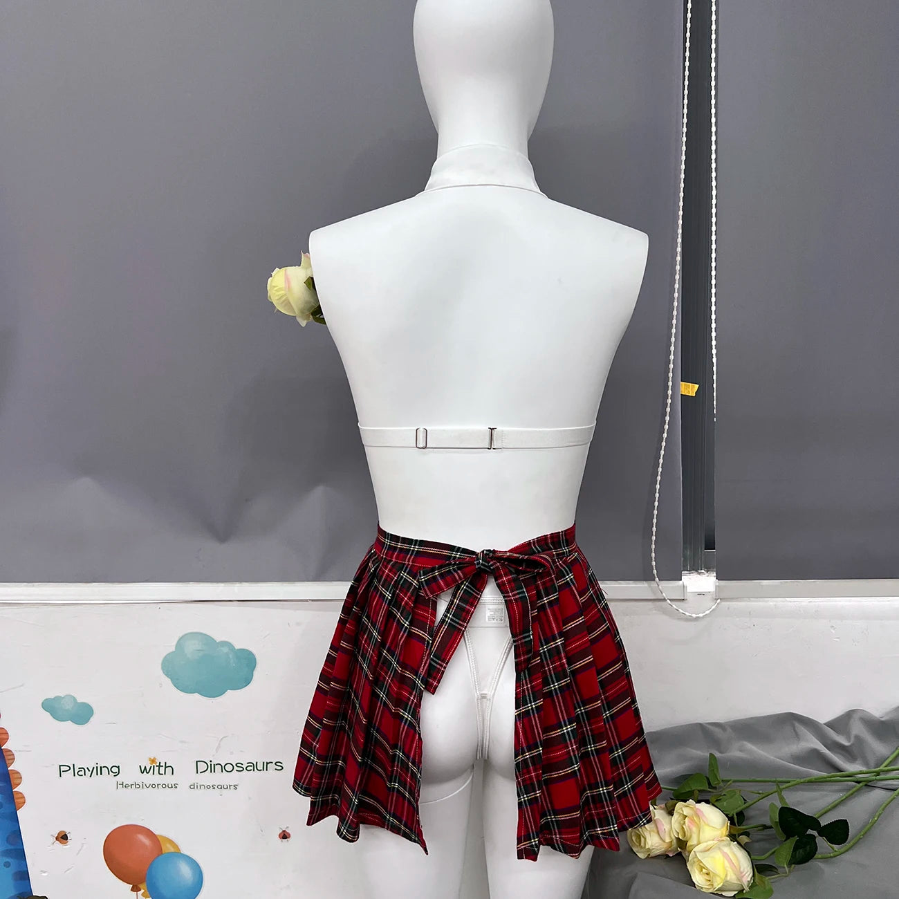Model COS704