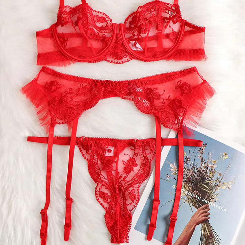 ANNETTE LINGERIE SET